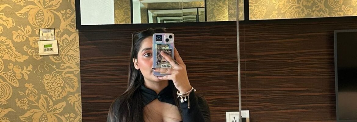 Low rate Call girls in Mukherjee Nagar Delhi | 9899985641