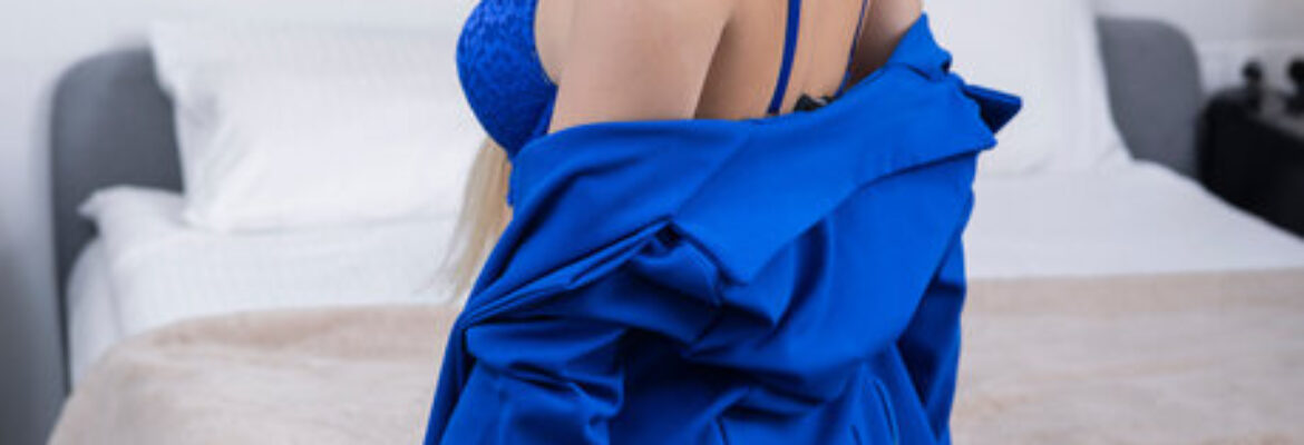 ᎡᎧᎽᎪᏞ༄༄ ✔️8826243211 Call Girls in Lado Sarai Delhi NCR