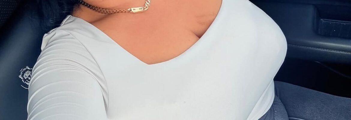 Call Girls In Delhi Aero City༺8587000828༻ 【DELHI-NCR】