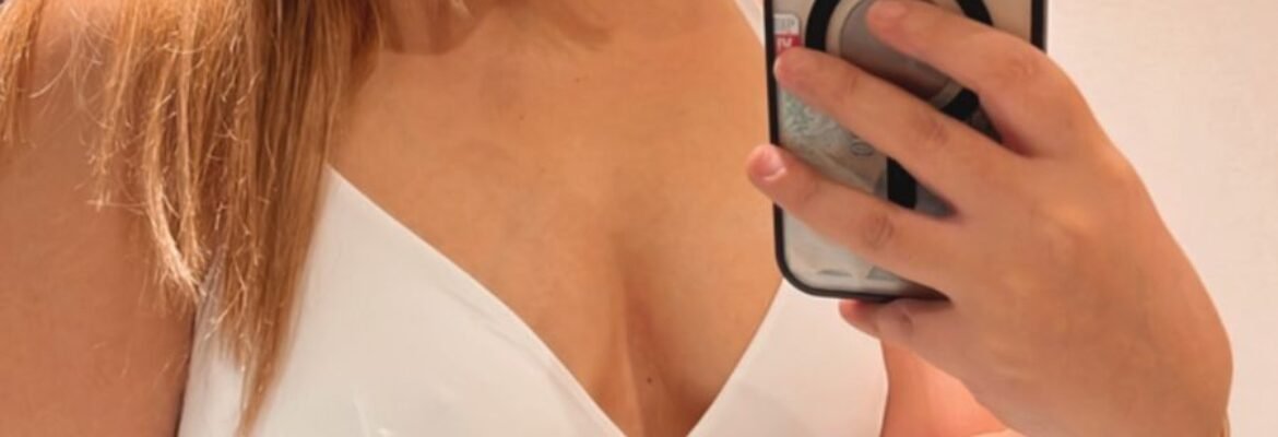 Verified Call Girls In JNU Campus Area Delhi 8826243211