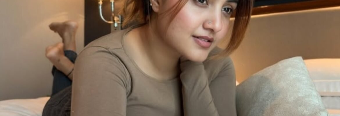 Call Girls In Delhi Escort Servicse Green Parak Metro  Munirka Metro