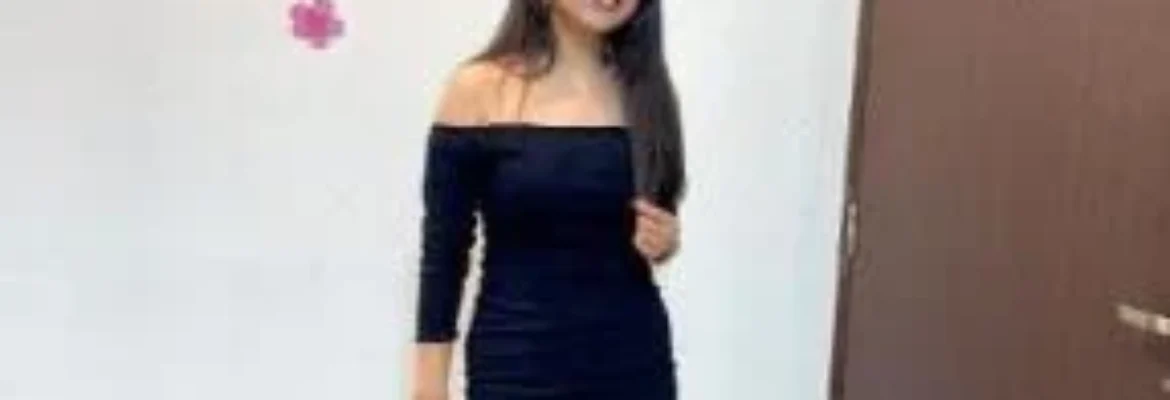 Call Us ➥9311239389 }▻Call Girls In Model Town Delhi