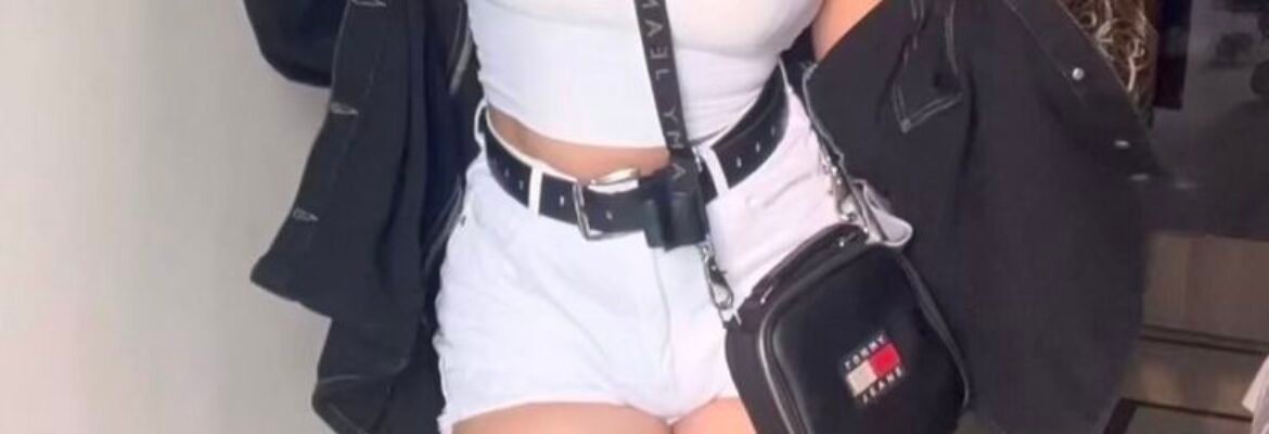 Call Girls in Akshardham ― 9999485385 Delhi Escorts Service