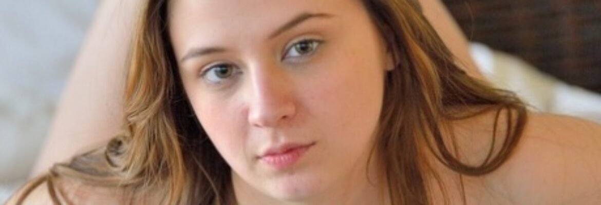 8826243211 Call Girls In Lado Sarai Escorts Service in Delhi